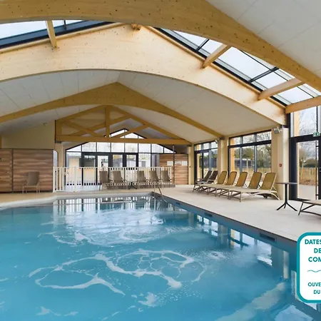 Piscine Chauffée Commune, 4 Adultes 2 Enfants
